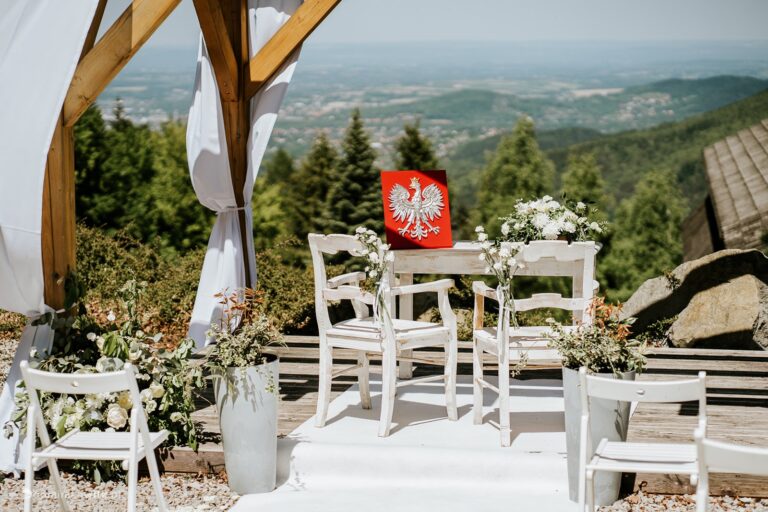 Ślub plenerowy w Altanie | Fot. Dominika Wilk