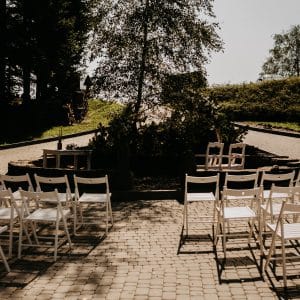 Ślub plenerowy przed Baciarską Chatą | Fot. WHITE FOX PHOTO