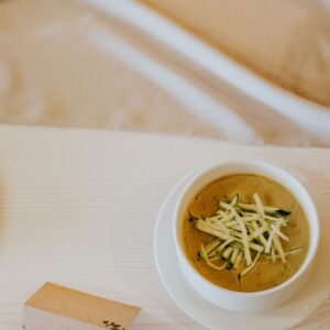 Zupa z soczewicy z makaronem | Degustacja 2022 | Baciarska Chata | Fot. Karol Nycz